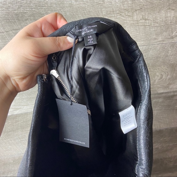 Sold!Chrissy Teigen X revolve Grayson leather skirt - Picture 6 of 7